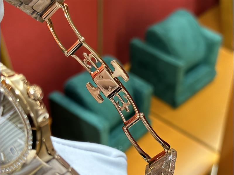 202457165510911 1750